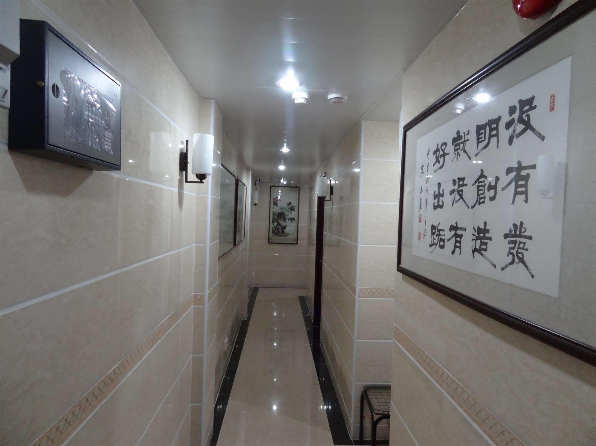 Tai Wah Hostel Hongkong Zewnętrze zdjęcie
